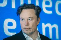 Musk Plans to Gift SpaceX Shares to Kids Through Trump Accounts