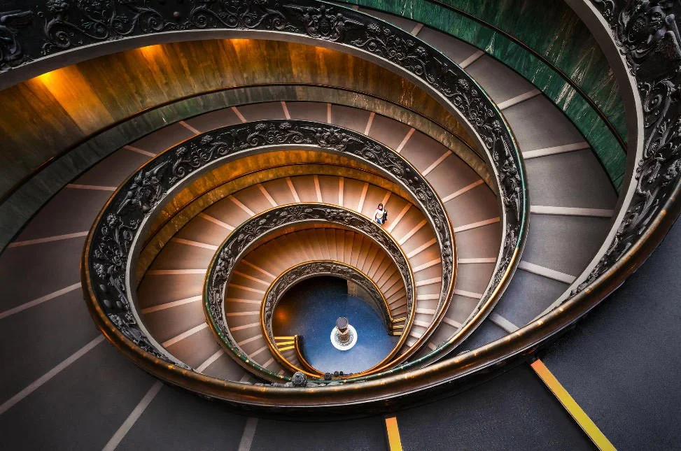 Mastering Early Stage Startup Sales with a Spiral Approach