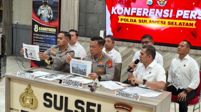 Polresta Gowa mengikuti launching SPMB SMA Kemala Taruna Bhayangkara. Jajaran Bhabinkamtibmas didorong membantu menyebarkan informasi penerimaan murid baru kepada masyarakat.